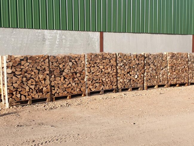Bois de chauffage en palette  50 CM (88€ le stère)